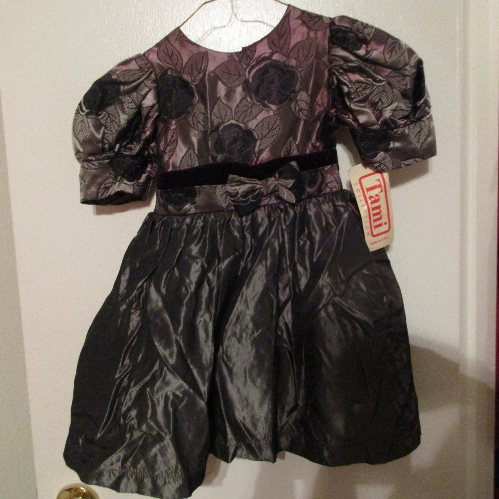Tami Collection black & wine floral dress Sz 2-3